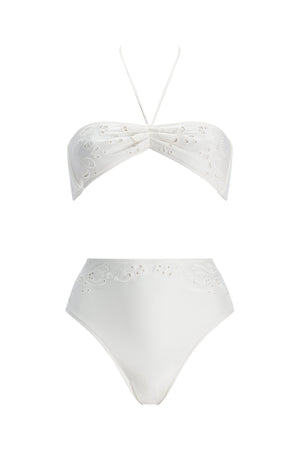 Anara Sora Bikini